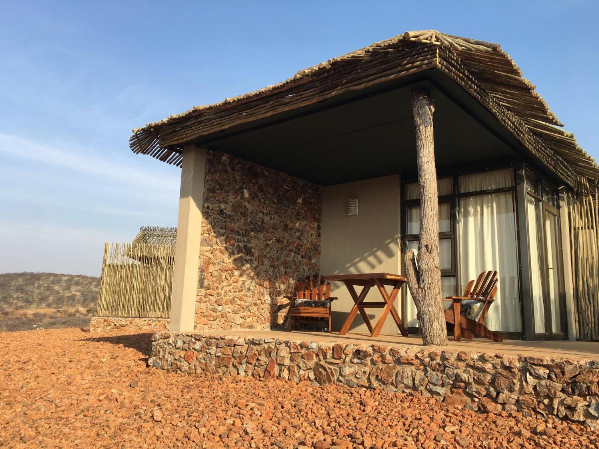 Okutala Etosha Lodge オウチョ エクステリア 写真