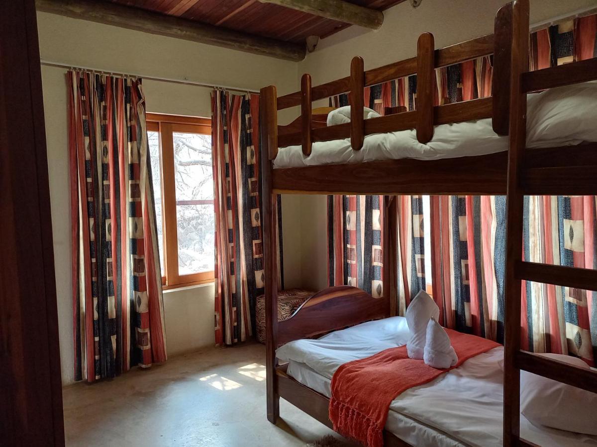 Okutala Etosha Lodge オウチョ エクステリア 写真